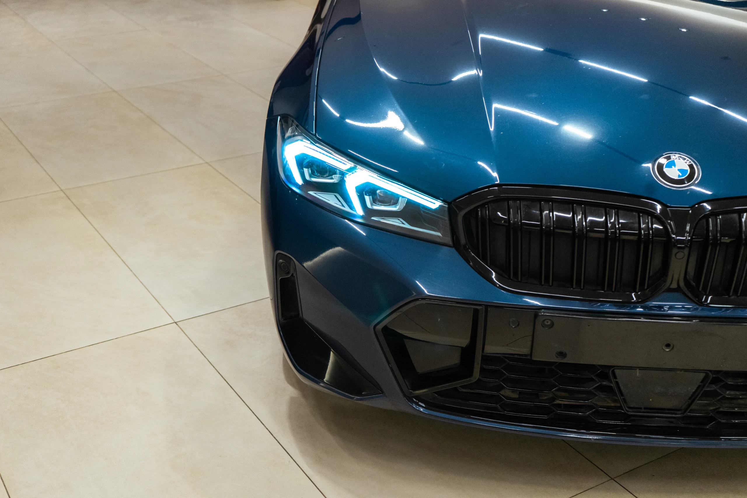 BMW 320i 2023 Luxury