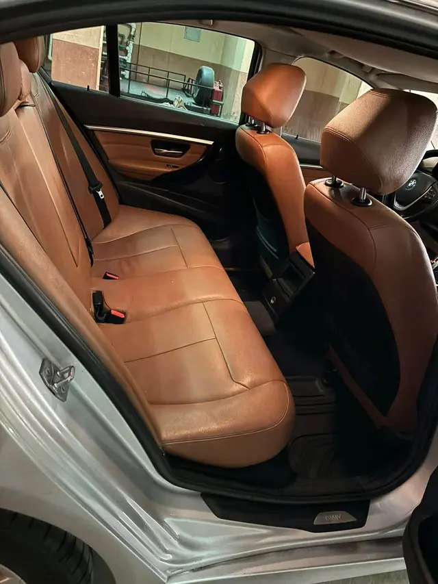 بي ام دبليو 318i 2016 Luxury