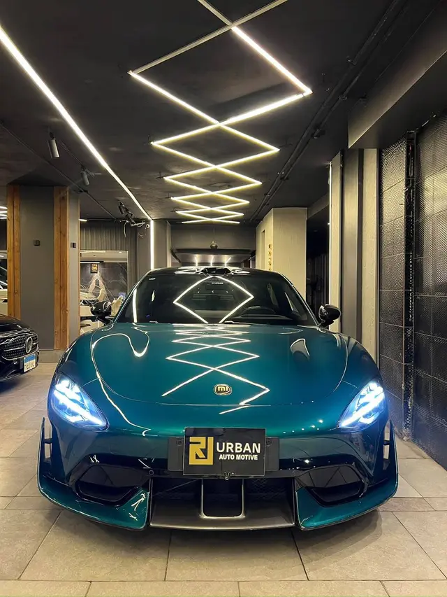 شاومي SU7 2025