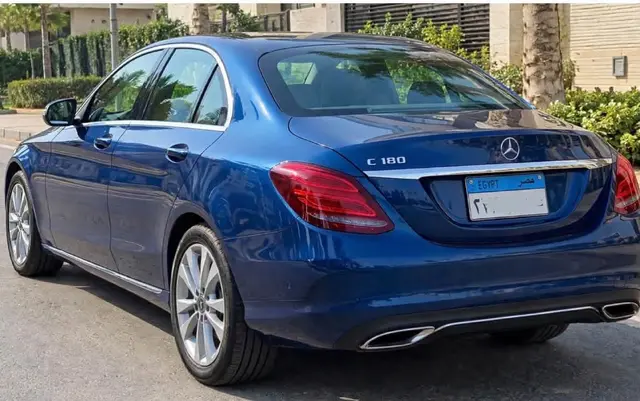 مرسيدس C180 2019 افنجارد